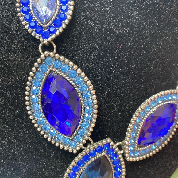 Faux Blue Rhinestone Costume Jewelry - Picture 4 of 8